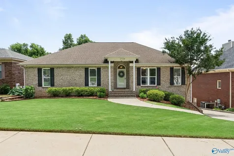 1728 Alm Drive Huntsville AL 35801