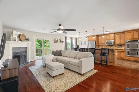 1728 Alm Drive Huntsville AL 35801