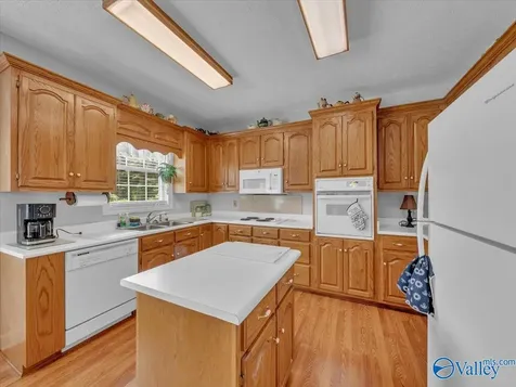 18741 Sewell Road Athens AL 35614