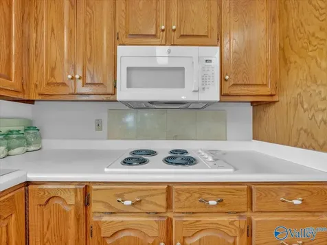 18741 Sewell Road Athens AL 35614