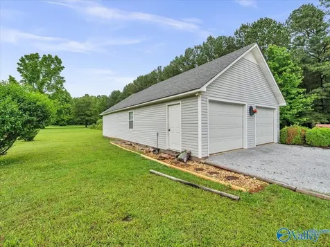 18741 Sewell Road Athens AL 35614