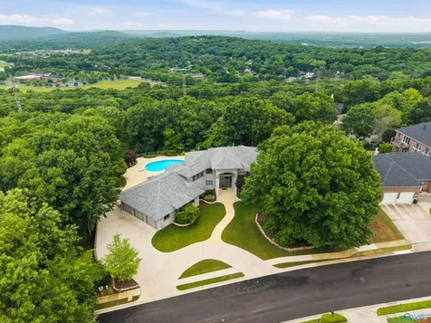 2302 Old Ridge Road Huntsville AL 35802