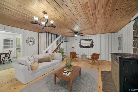 1175 County Road 72 Mentone AL 35984