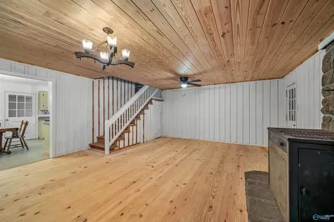 1175 County Road 72 Mentone AL 35984