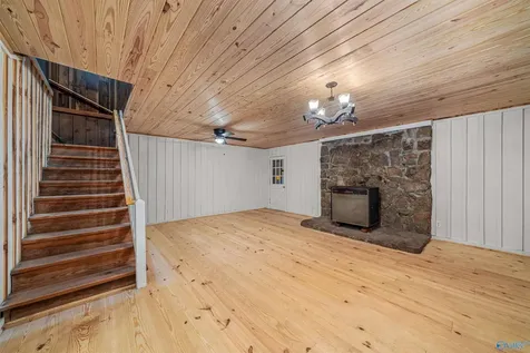1175 County Road 72 Mentone AL 35984