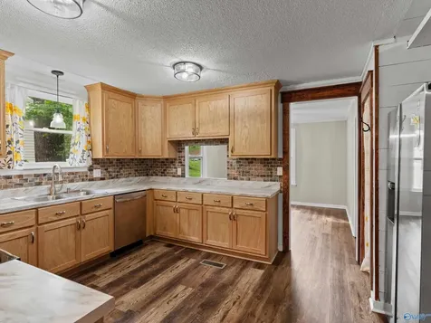 3405 Country Club Circle Guntersville AL 35976