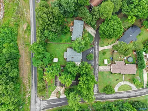 3405 Country Club Circle Guntersville AL 35976