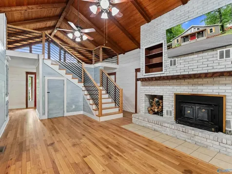 3405 Country Club Circle Guntersville AL 35976