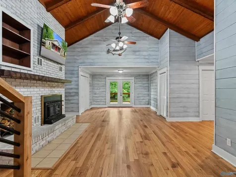 3405 Country Club Circle Guntersville AL 35976