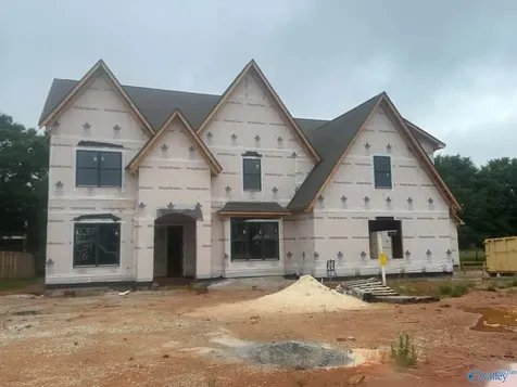 22877 Gunner Circle Athens AL 35613