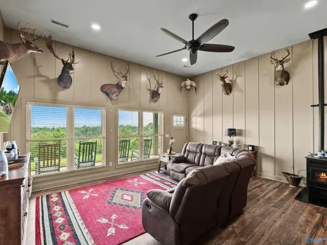 6269 Scottsboro Highway Scottsboro AL 35769