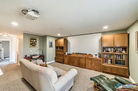 7509 Parktrace Lane SE Owens Cross Roads AL 35763