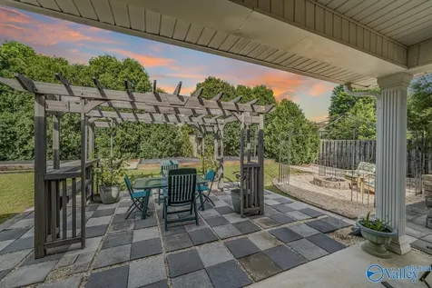 7509 Parktrace Lane SE Owens Cross Roads AL 35763