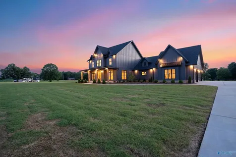 112 Sydney School Way Hazel Green AL 35750