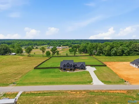 112 Sydney School Way Hazel Green AL 35750