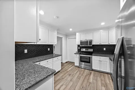 2303 Dogwood Lane Huntsville AL 35810