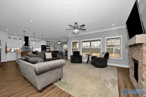 2063 Austin Drive NE Cullman AL 35058