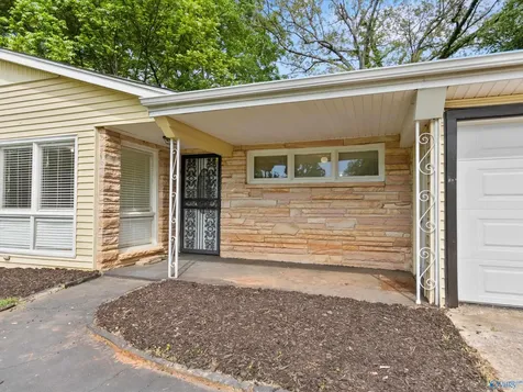 908 Speake Road NW Huntsville AL 35816