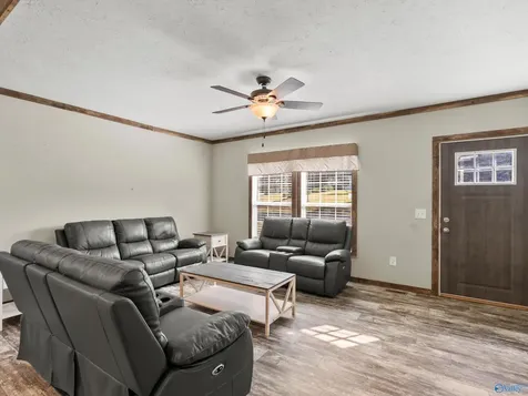 25 Malibu Circle Scottsboro AL 35769