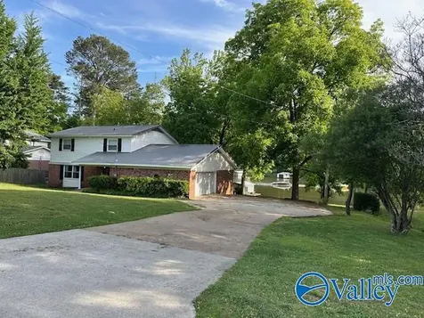 3405 Colonial Drive Guntersville AL 35976