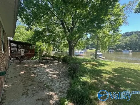 3405 Colonial Drive Guntersville AL 35976