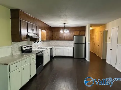 3405 Colonial Drive Guntersville AL 35976