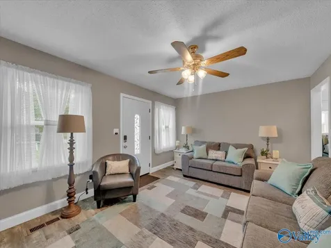 518 Dean Street Scottsboro AL 35768