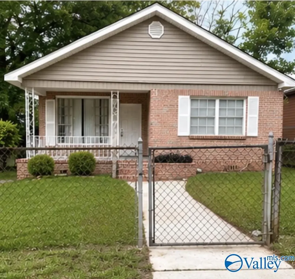 270 55th Street Fairfield AL 35064