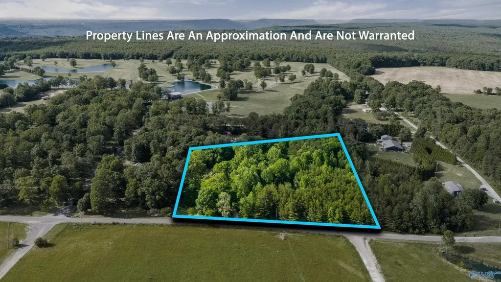 4 County Road 647 Mentone AL 35984
