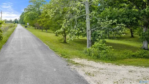 4 County Road 647 Mentone AL 35984