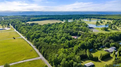 4 County Road 647 Mentone AL 35984