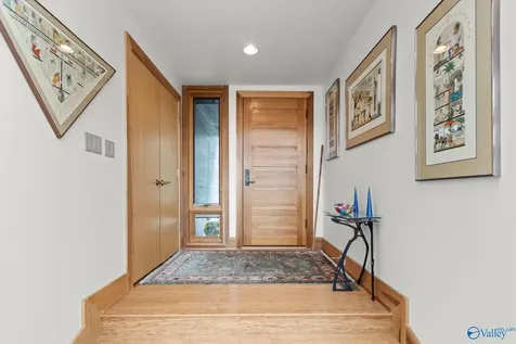 3156 Lakeshore Drive Scottsboro AL 35769