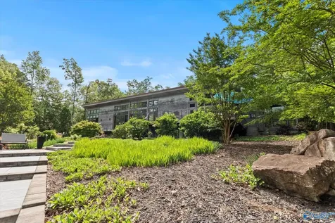 3156 Lakeshore Drive Scottsboro AL 35769