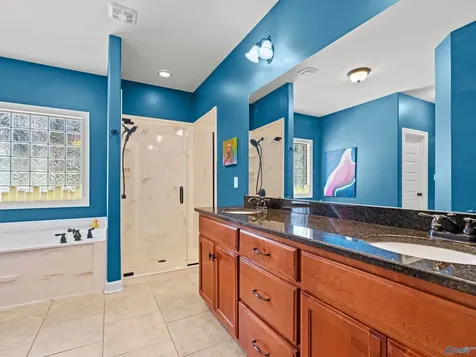 7574 Crestridge Drive Owens Cross Roads AL 35763