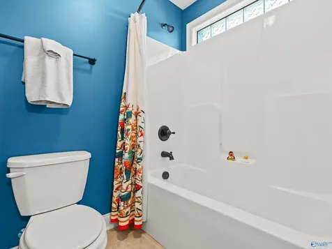 7574 Crestridge Drive Owens Cross Roads AL 35763