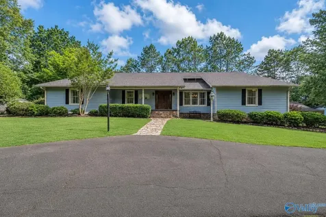 132 Andrew Jackson Way Scottsboro AL 35769