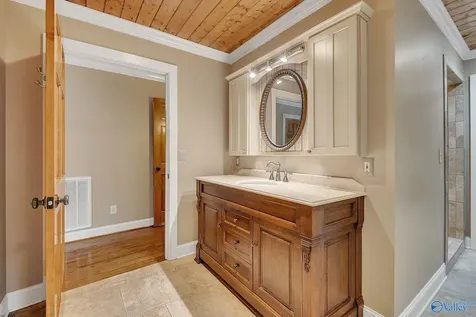 132 Andrew Jackson Way Scottsboro AL 35769