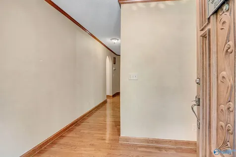 132 Andrew Jackson Way Scottsboro AL 35769