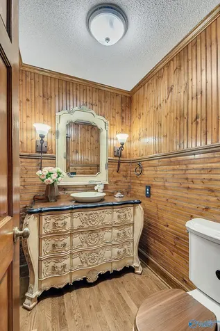 132 Andrew Jackson Way Scottsboro AL 35769