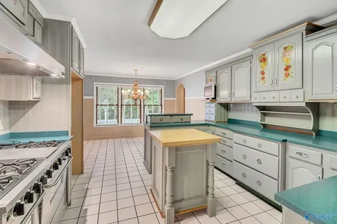 132 Andrew Jackson Way Scottsboro AL 35769