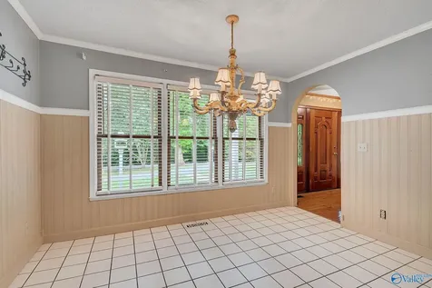132 Andrew Jackson Way Scottsboro AL 35769