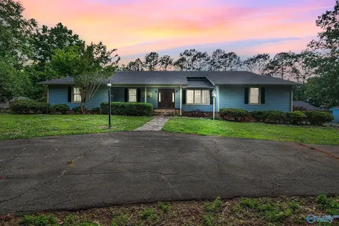 132 Andrew Jackson Way Scottsboro AL 35769