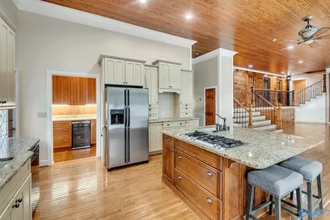 132 Andrew Jackson Way Scottsboro AL 35769