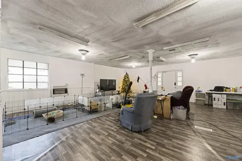 101 County Road 1082 Cullman AL 35057