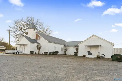 101 County Road 1082 Cullman AL 35057