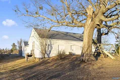 101 County Road 1082 Cullman AL 35057