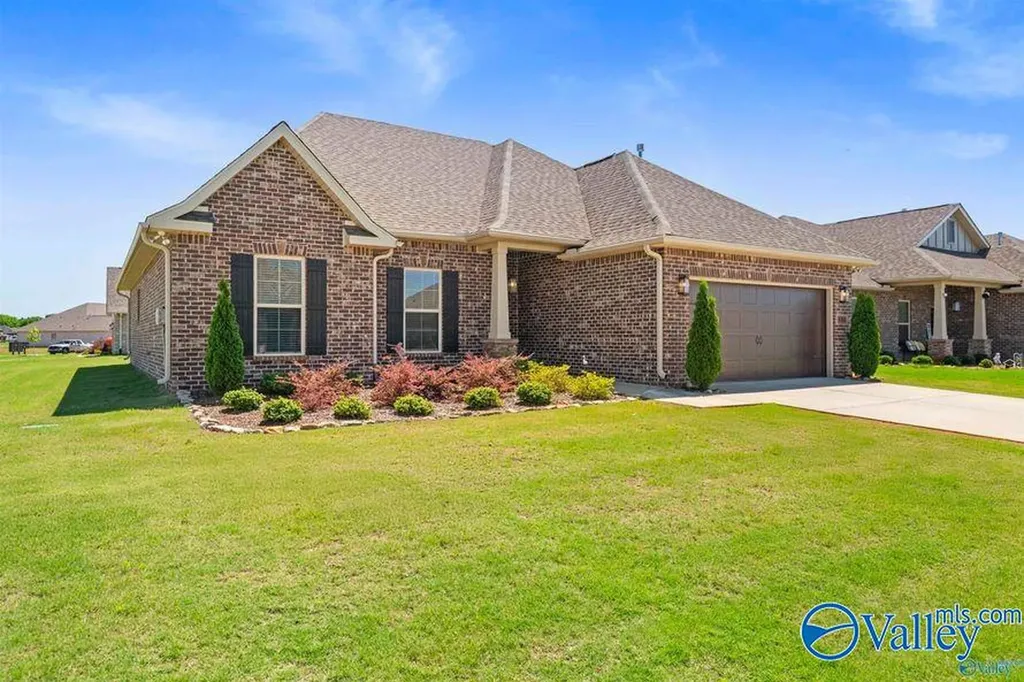 100 Tanner Drake Court New Market AL 35761