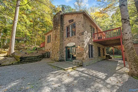 136 Higdon Road Falkville AL 35622