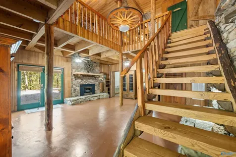 136 Higdon Road Falkville AL 35622