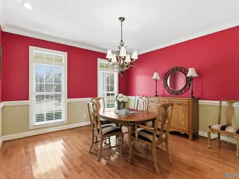 30 Cardinal Drive Guntersville AL 35976